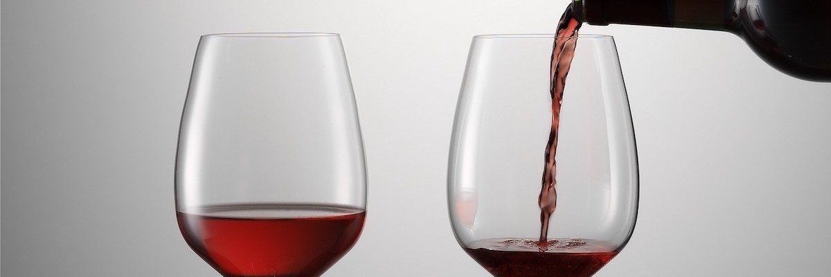 SENSISPLUS-Gläser mit Wein